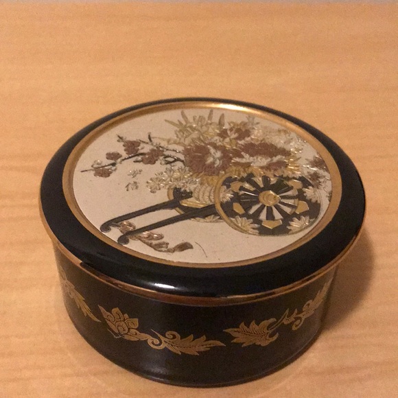 Art of Chokin Japanese Flower Cart Trinket Box - Picture 6 of 11
